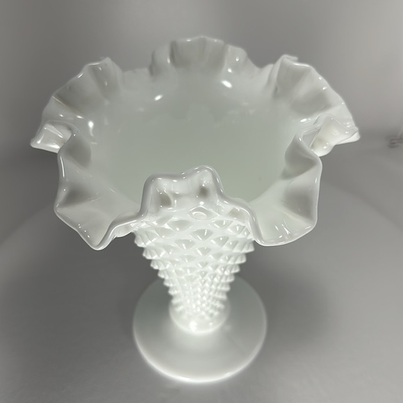 Vintage Milk Glass Hobnail Vase - Picture 4 of 17